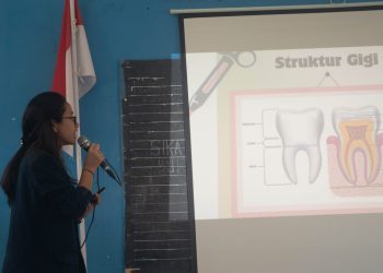 Cegah Karies Gigi, Mahasiswa UB Berikan Penyuluhan Kesehatan Gigi dan Mulut serta adakan Lomba Sikat Gigi di Sekolah Dasar